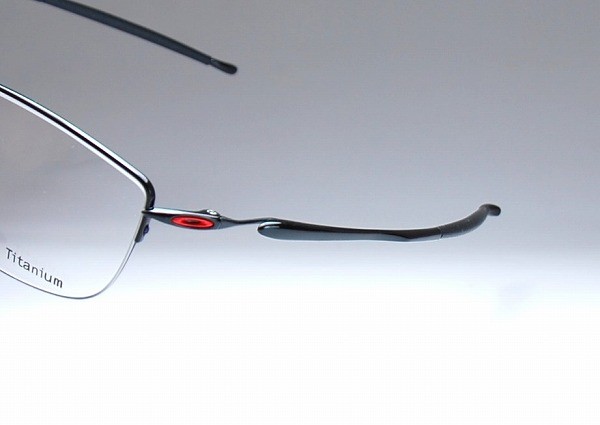 男女兼用 新作紹介 × OAKLEY（オークリー） - 新潟県十日町市のメガネ セル、プラスチックフレーム