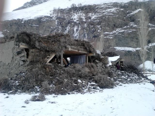 Destroyed Pamir-house in Nisur. Just the solid traditional roof construction has remained. Earthquake, Pamir, Bartang, Tajikistan, Gorno-Badakhshan, GBAO