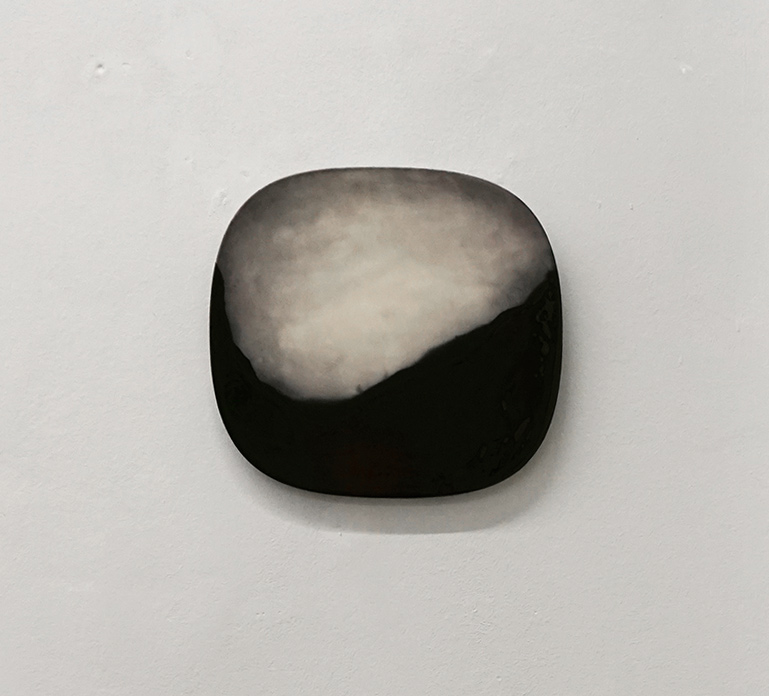 Randerscheinung I-IV - 29 x 29 cm - Klavierlack auf Acrylglas - 2024
