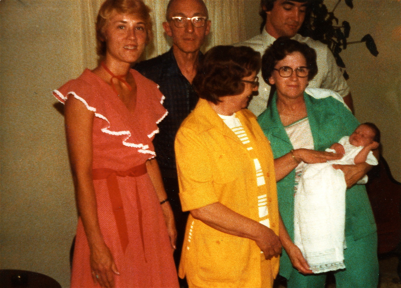 Cindy, Lenny, Helen, Paul & Mary Lou Wagner with baby ~1971