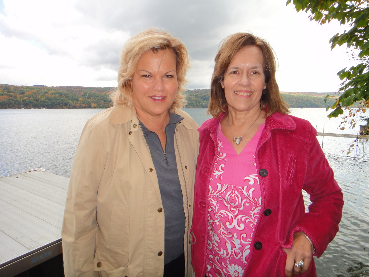 Celeste & Lorraine, Skaneateles Lake, 10-2012