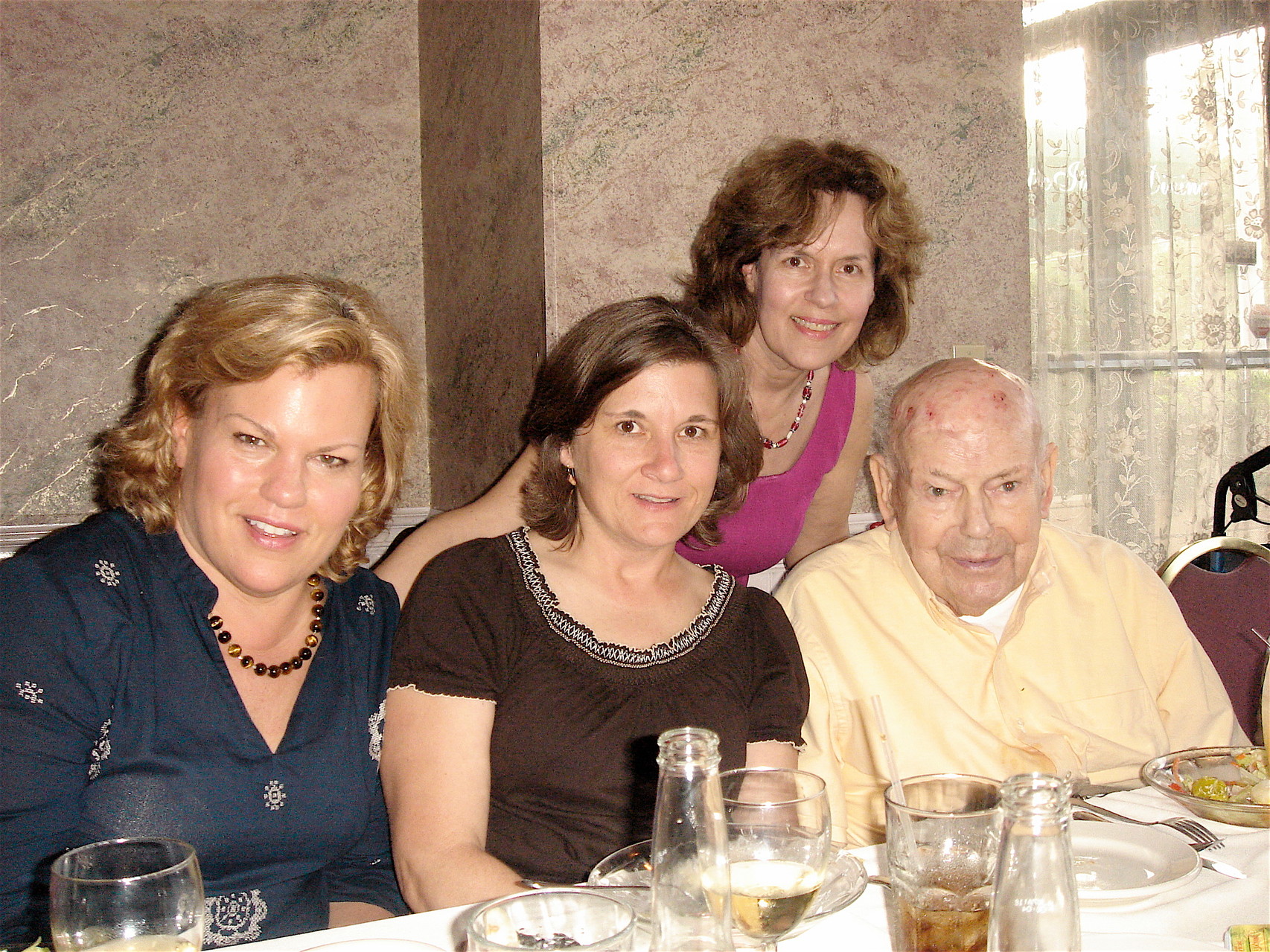 Celeste, Cyndi, Lorraine, & Al Gudas Memorial Day, 2012