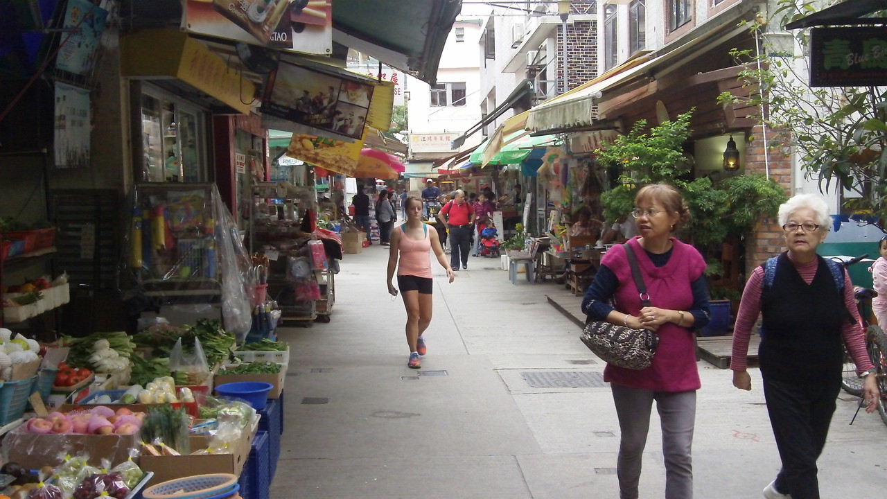 Market, main street (no cars allowed), Llama Island