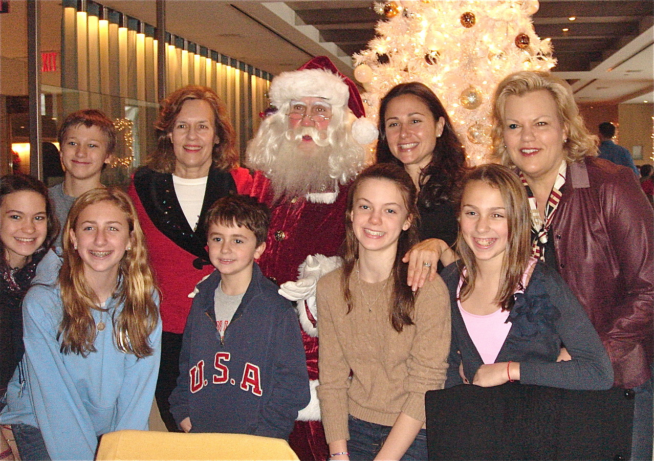 Ellie, Jack, Emma, Lorraine, Stuey 3d, Santa, Kate, Allie, Gabby, Celeste Xmas at Rockefeller Center, 2012