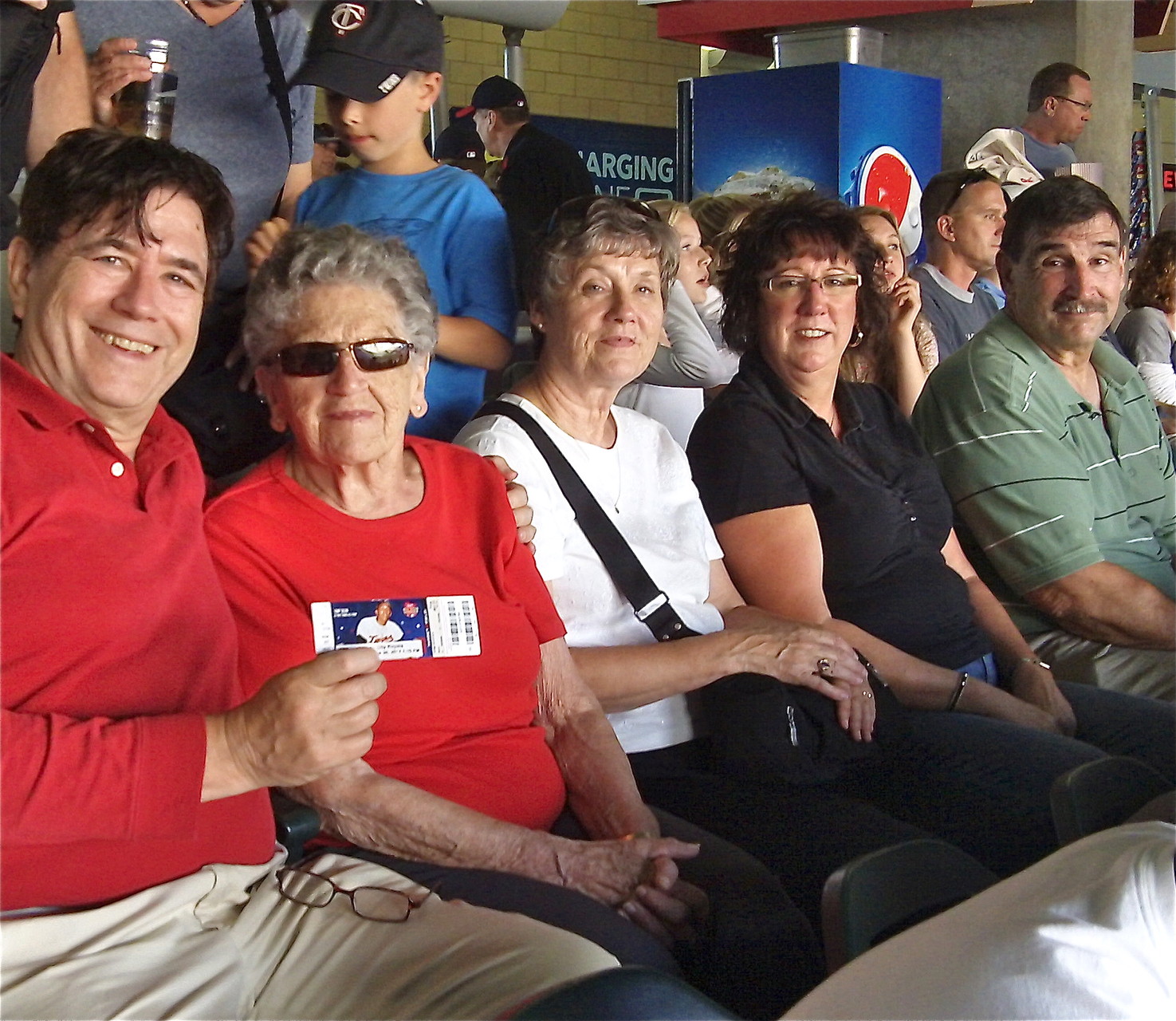 John, Mary Lou, Cindy, Jill & Paul Wagner, Mary Lou's Party Weekend! at the Twins game