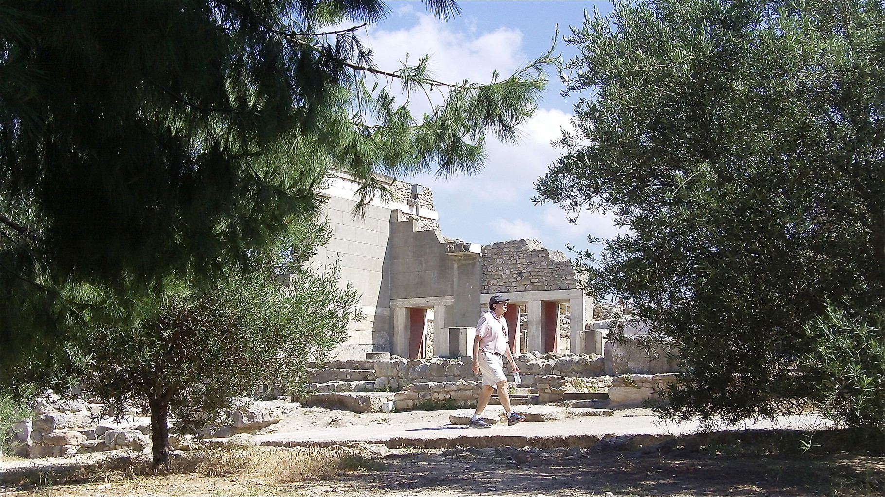 John at the Minoan ruins near Heraklion, Knossos Palace