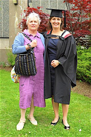 Mayme's daughter Susan & her daughter Wendy, ~2005