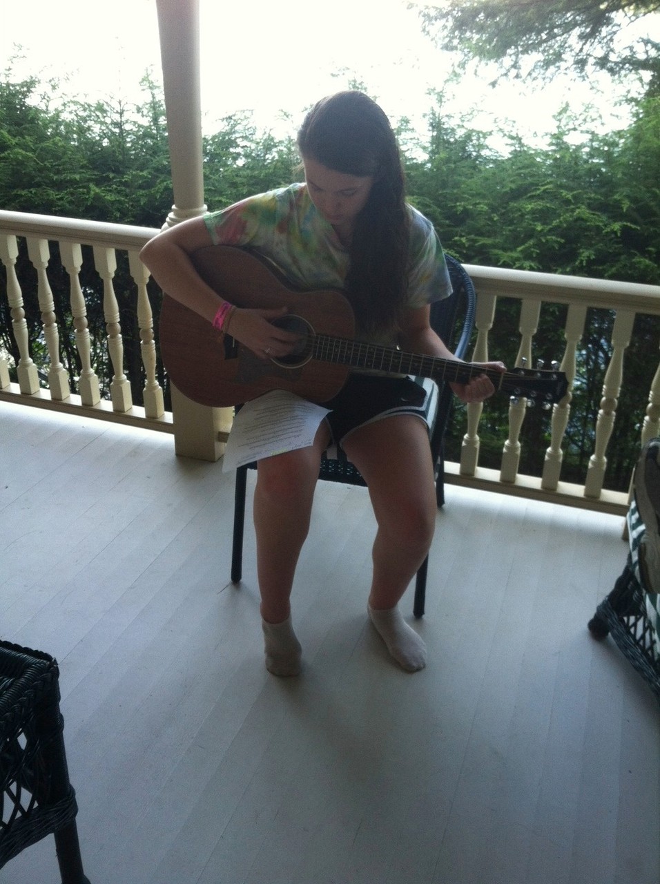 Kate plays the guitar, Skaneateles, Aug. 2015