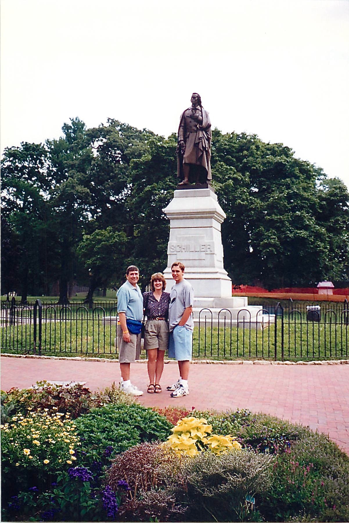 John, Sandra, Greg W. 1998 Columbus, Ohio