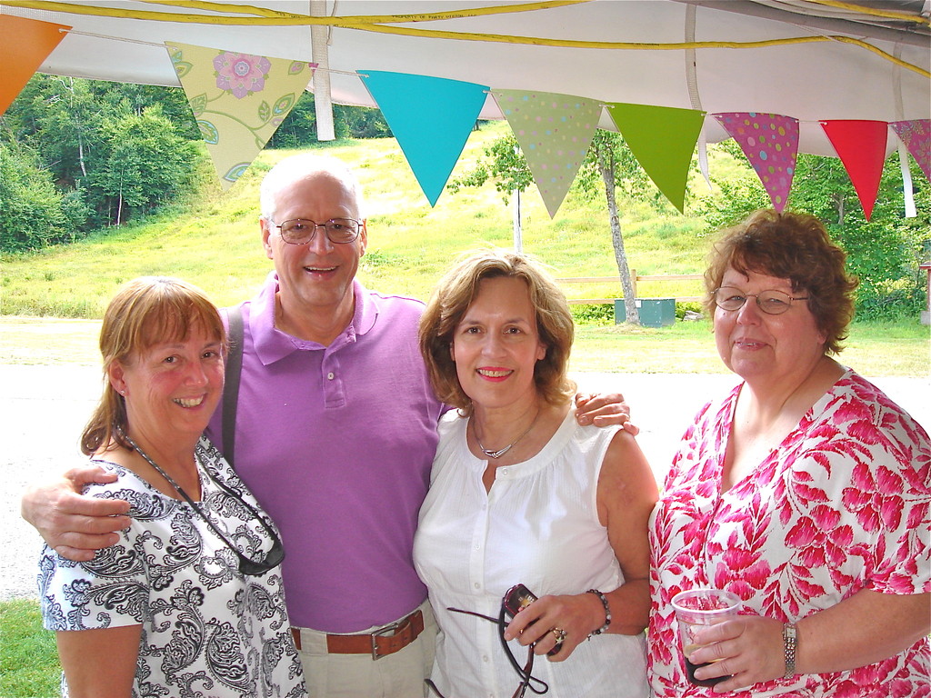 Pauline, David (Walt's son), Lorraine (Al's daughter), & Margaret (Bud's daughter)