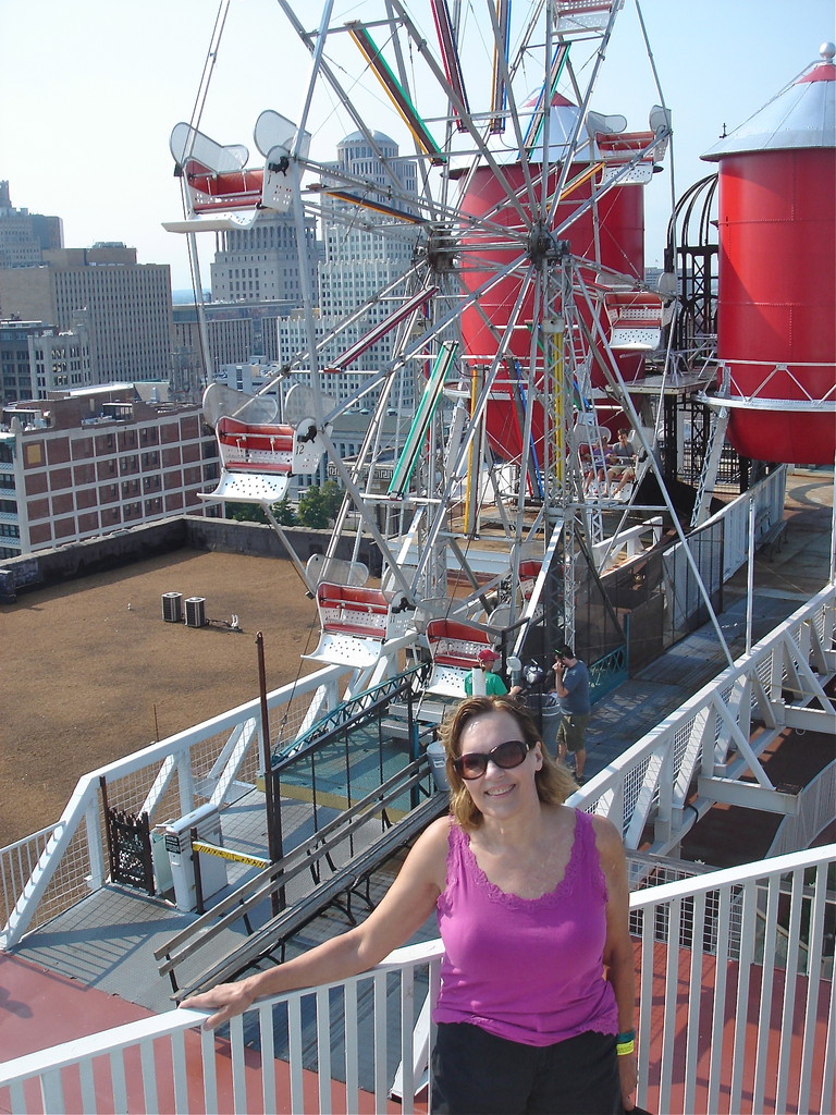 Lorraine on the roof, City Museum