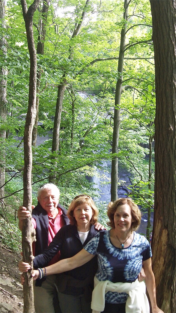 At the Falls, Don, Barbara & Lorraine Gudas