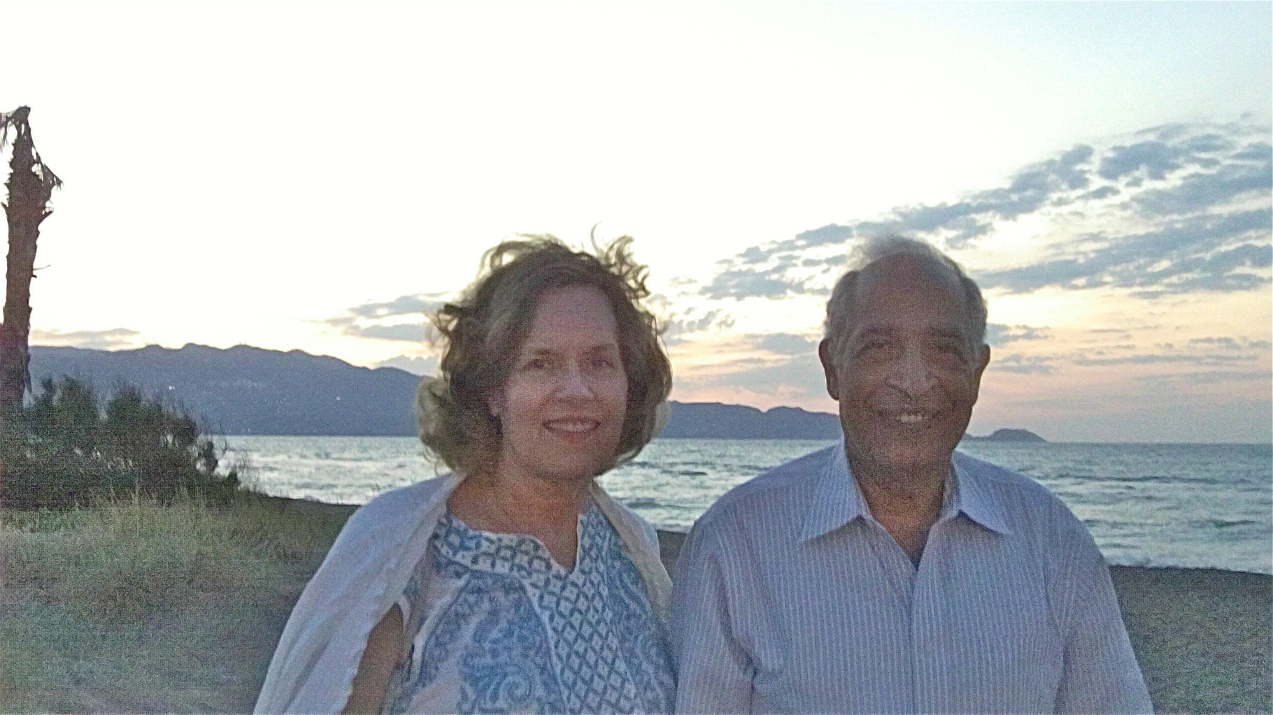 Lorraine and Sam Zakari, dinner along the shore: sea urchins, squid, octopus, anchovies and sardines!