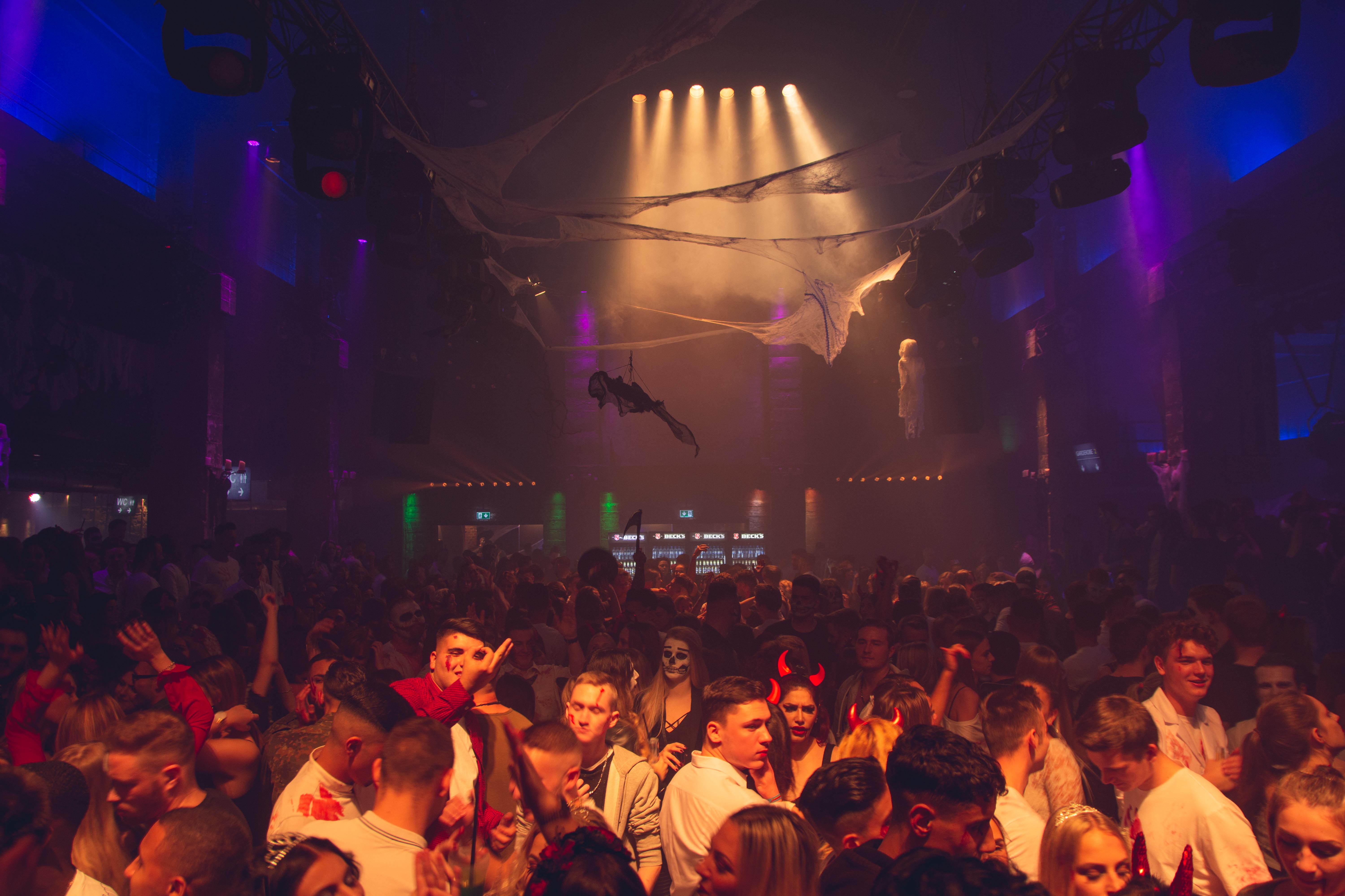 Halloween 2019 Die Halle Tor 2 Club Eventlocation