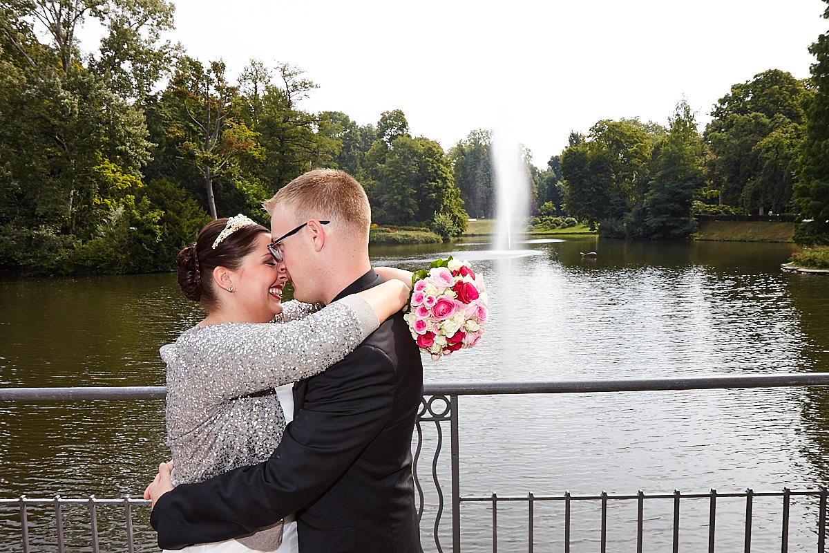 Brautpaar im Kurpark Wiesbaden