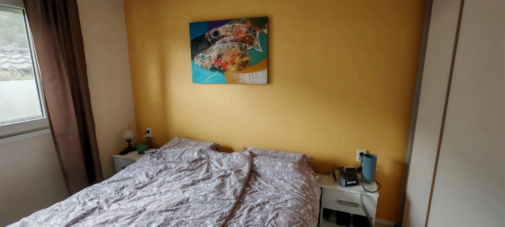 Erste Farbe im Schlafzimmer. 