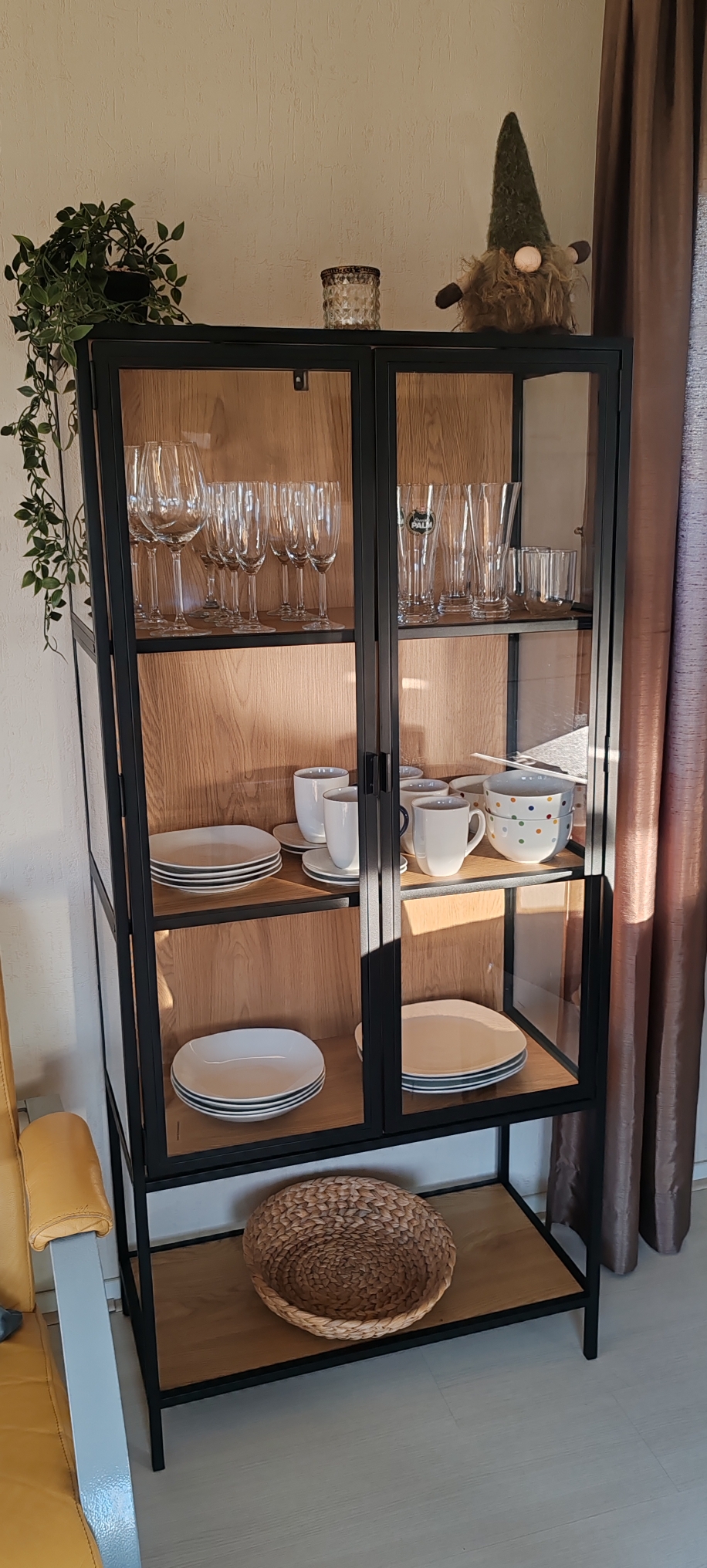Eine wohnliche Vitrine hat Einzug gehalten! 