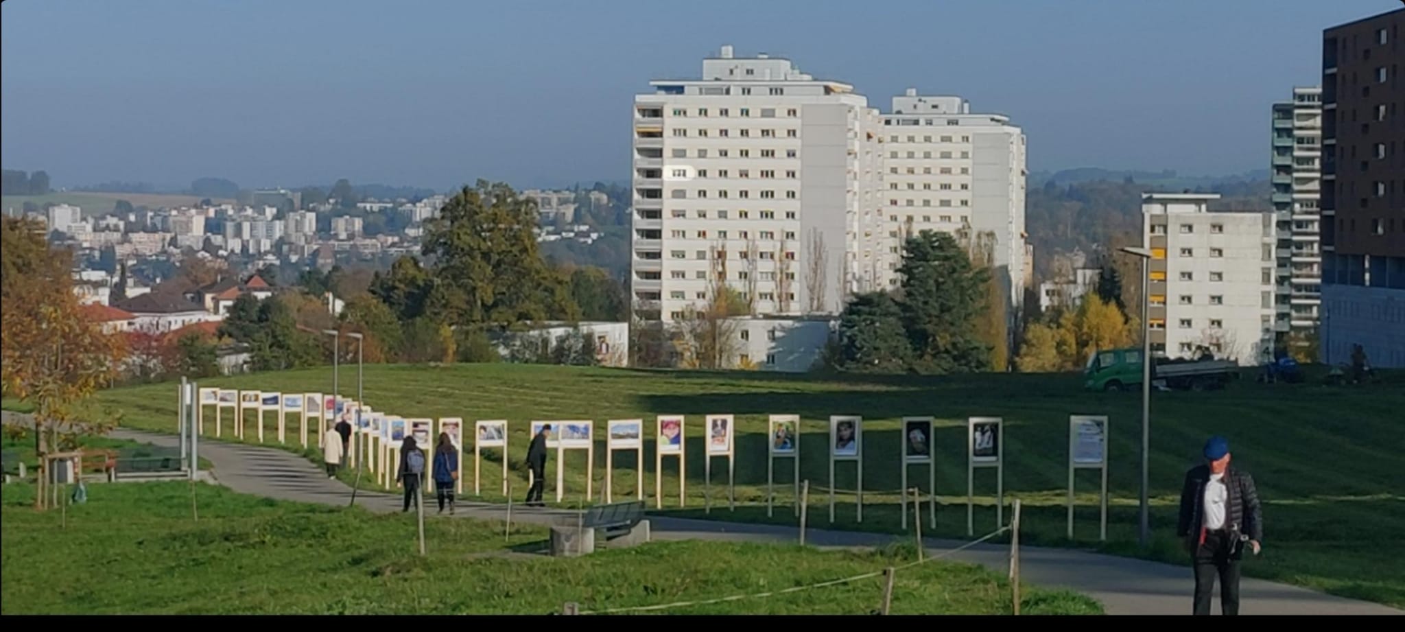 vue sur l'exposition "Regards sur les cultures" (Reto Dörig)