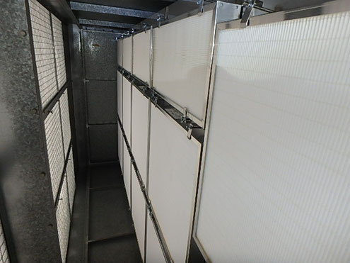 食品関係の会社様　給気チャンバー改修工事