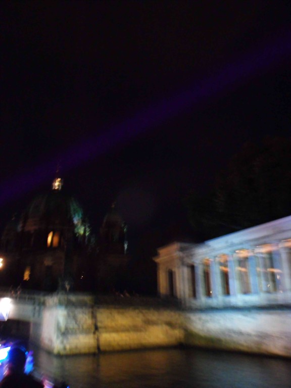 Festival of lights - Berlin 2011 - Light-Ship + Bus Tour (Mit den Augen eines Sehbehinderten)