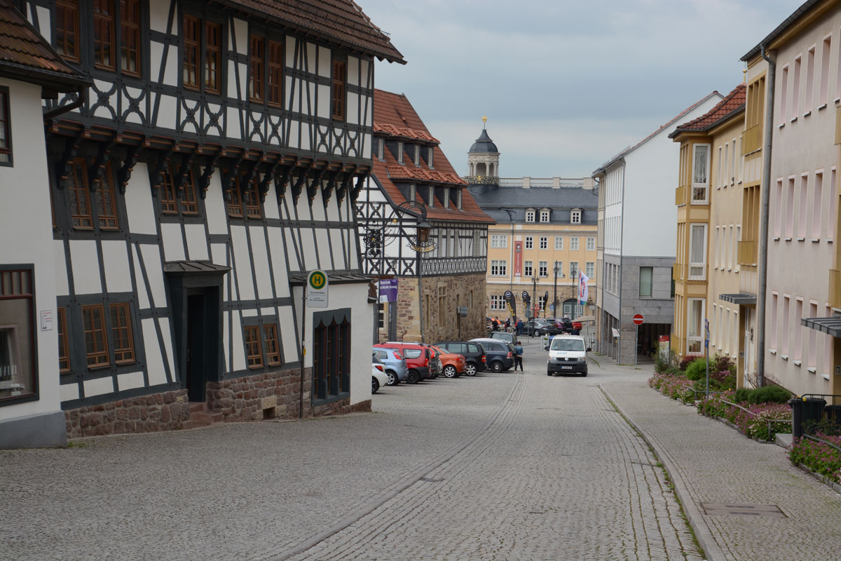 Hier wohnte Martin Luther nach der Überlieferung bei der Familie Cotta während seiner Schulzeit von 1498 bis 1501.