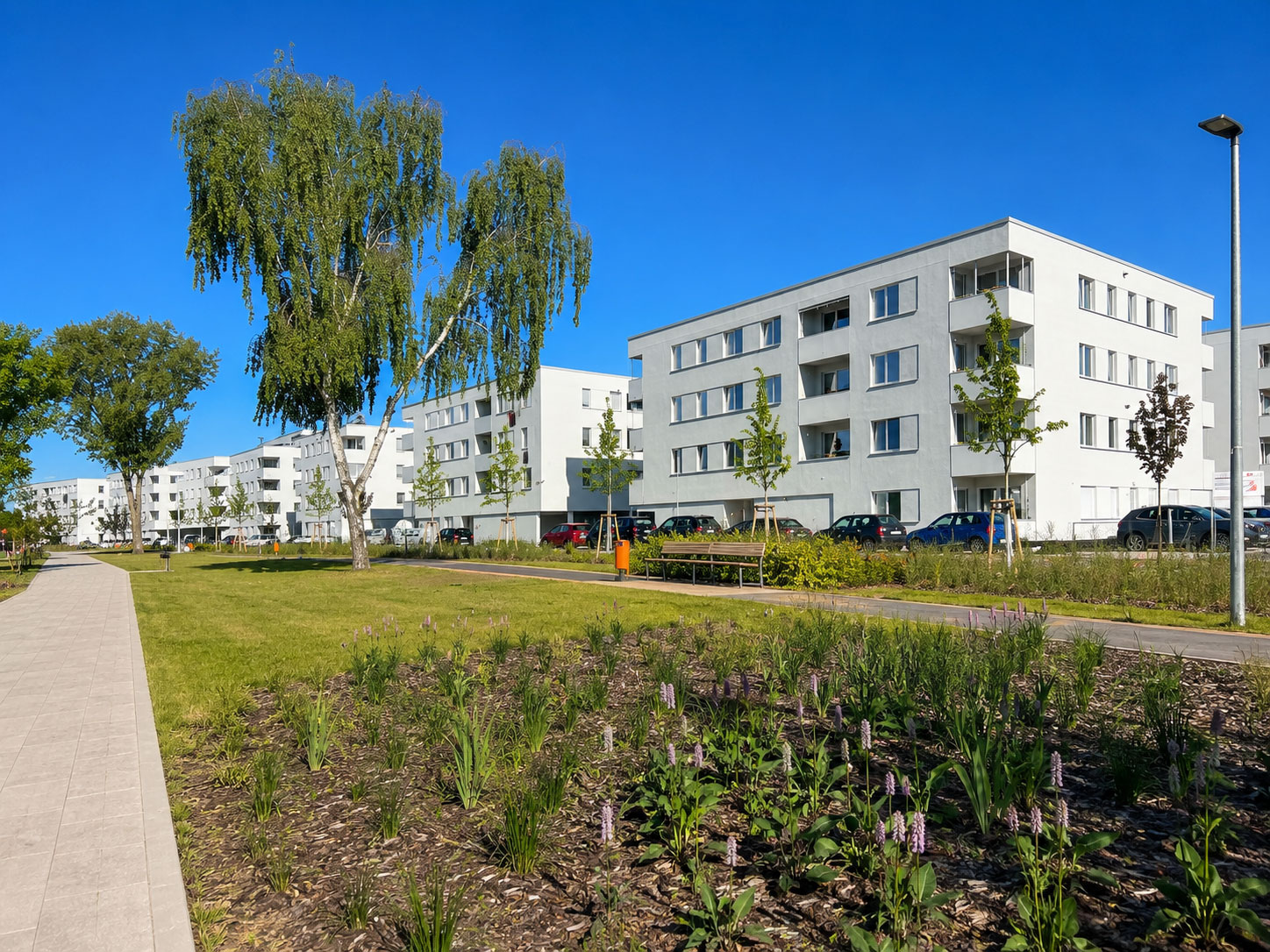 Fertigstellung Weiße Stadt Oranienburg: 3 Bauabschnitte. Über 200 Wohnungen. 6 Jahre Bauleitung.