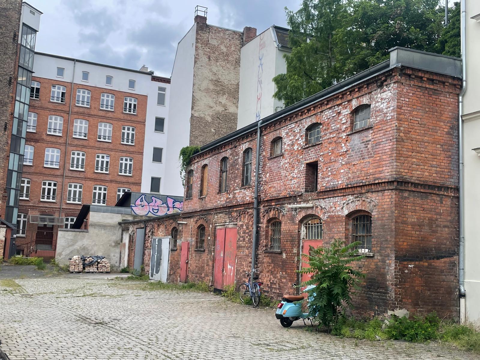 Projektstart in Berlin-Kreuzberg: Historische Industriebauten werden zu einzigartigen Townhouses und Lofts
