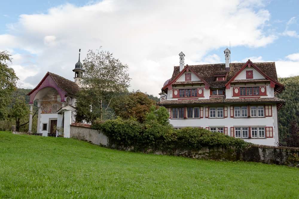 Haus Immenfeld mit Kapelle (langeneggerpictures)