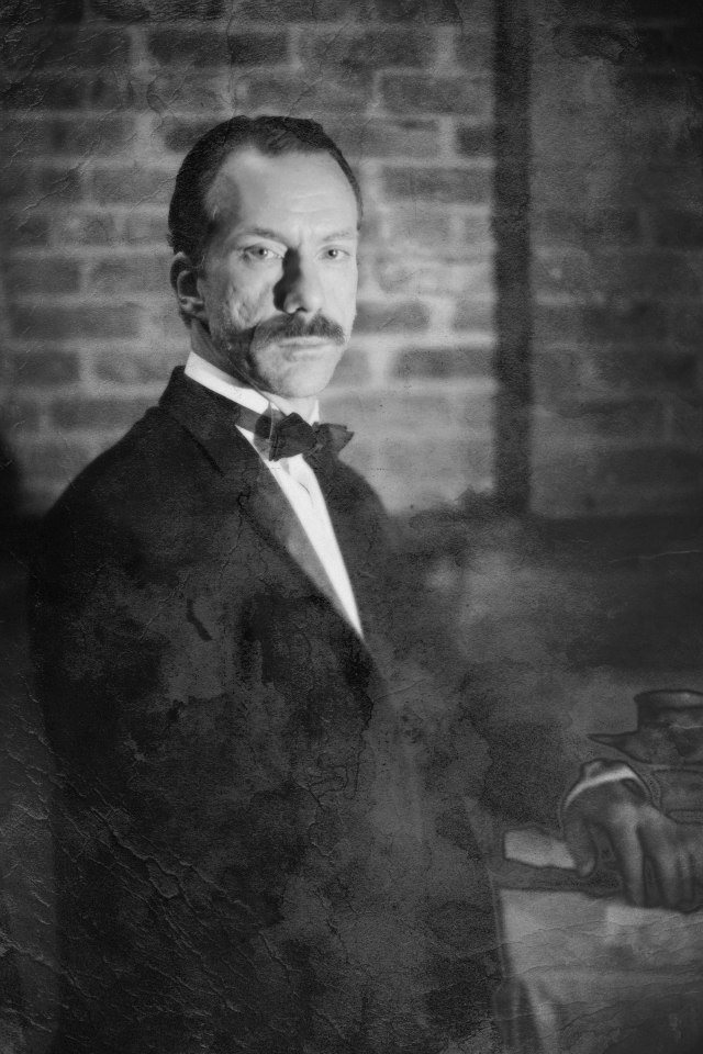 John William Watkins (Duncan, Porter, Taxidermiste, Speakeasy, Fulton, HDB: Dewey Danger Flynn)