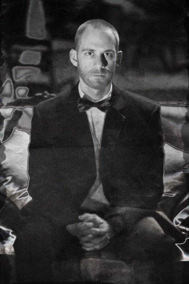 Erik Abbott-Main (Macbeth, Banquo, Fulton, Porter, Taxidermiste, Macduff)