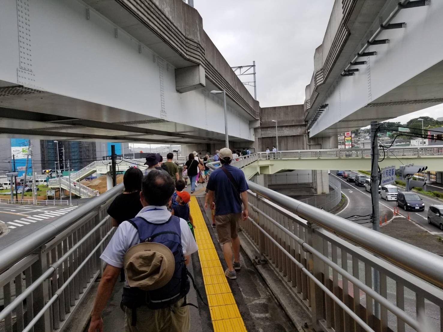 車両基地へ出発