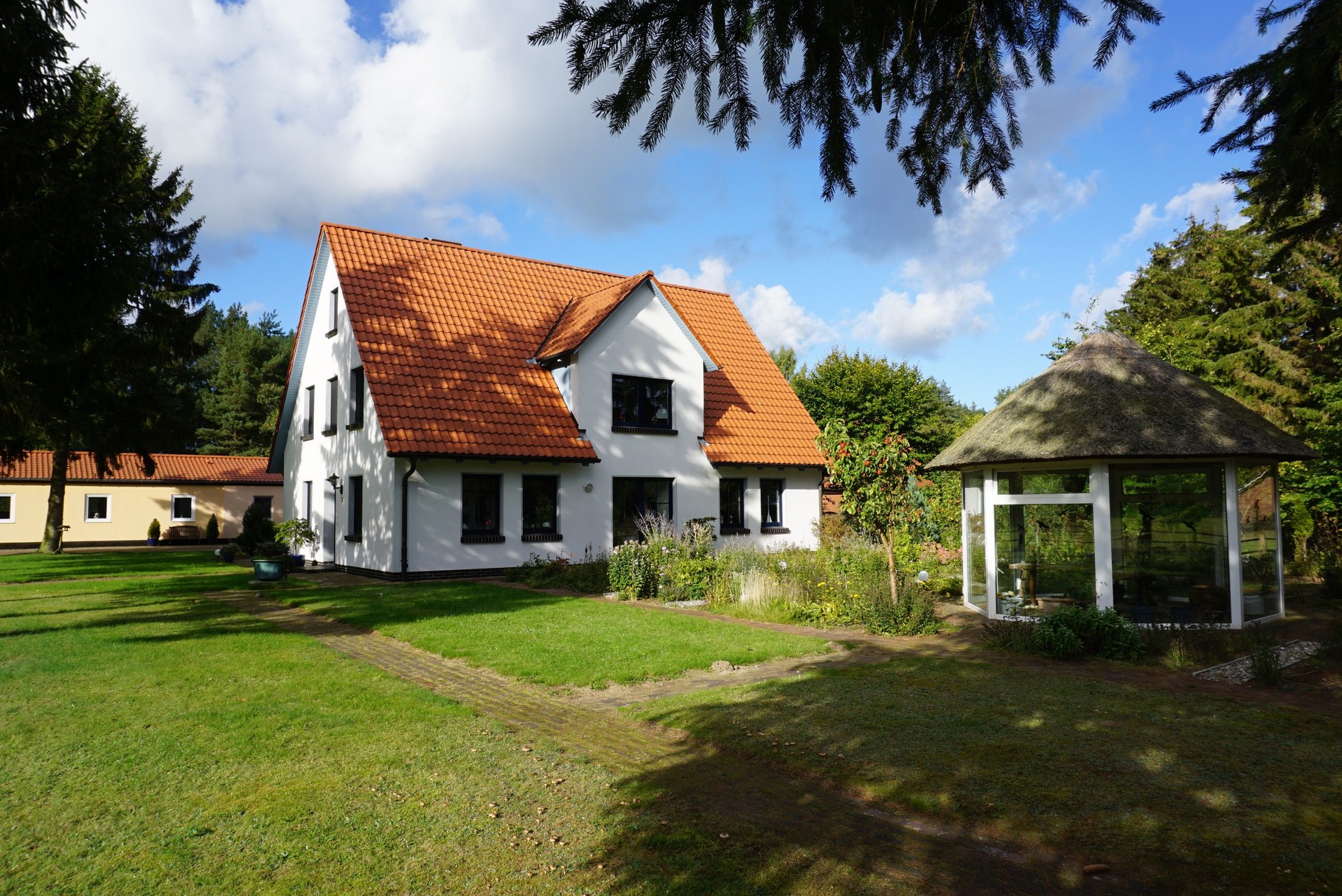 Landhaus Schack, Ferienwohnungen an der Ostseeküste