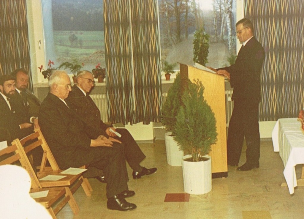 Schulhauseinweihung 1964 mit Bürgermeister Heidinger