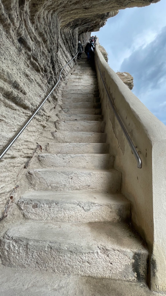 L’escalier du roy d’Aragon et ses 187 marches 