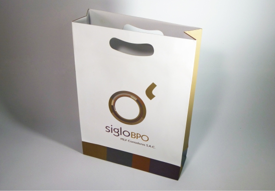 Bolsa publicitaria corporativa impresa con logo de empresa, ideal para eventos, ferias y material institucional en Lima
