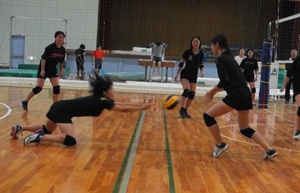 女子の練習試合を見てきました 天王寺高校バレーボールｏｂ ｏｇ会