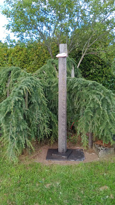 Stele mit Rosenquarz 