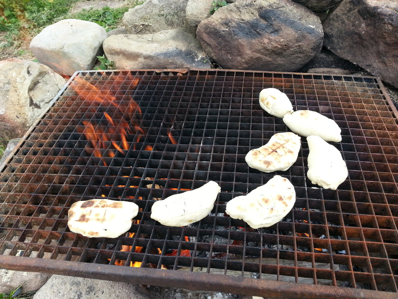 Mini Pizza Calzone's vom Grill.