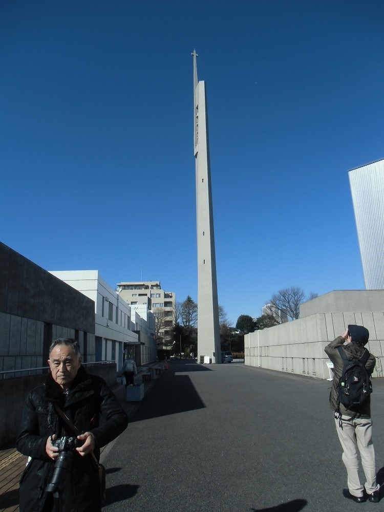 東京カテドラル協会・十字架の塔