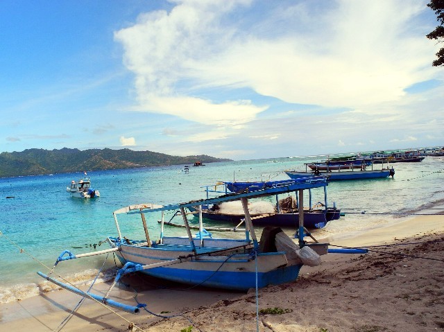 Traumhaft - Ausblick von Gili Air nach Lombok