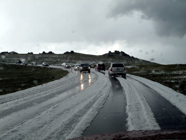 Hochgebirge - Hagel auf knapp 4000 m Höhe im Rocky Mountain National Park (Colorado)