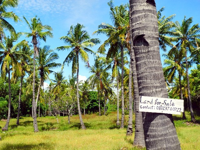 ...und Expansion auf dem ohnehin dicht besiedelten Island Gili Air...