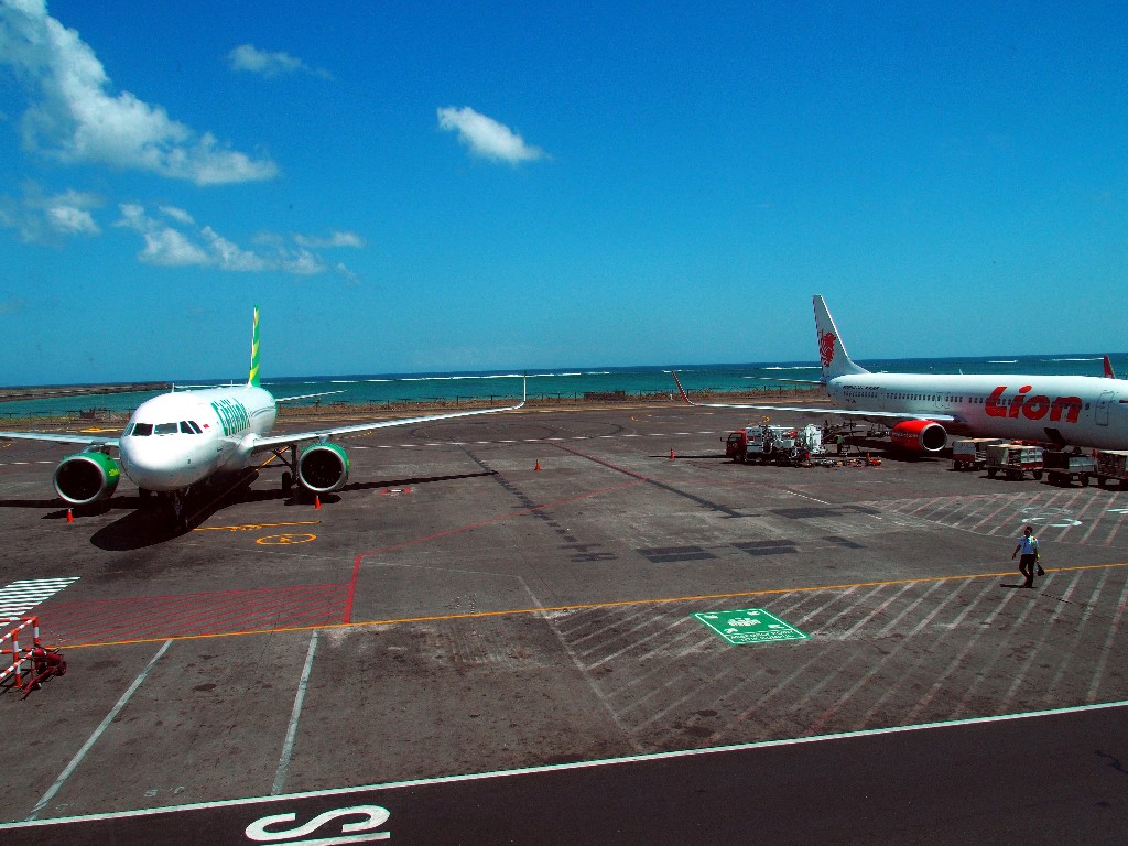 Abflug - Flughafen Ngurah Rai  in Denpassar auf Bali.