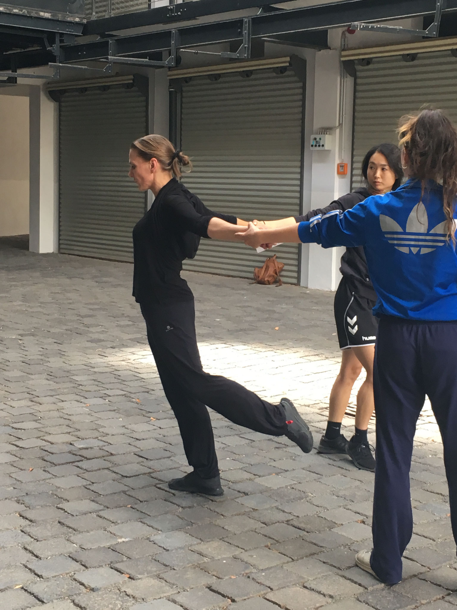 Probenschnappschuss Großgarage Süd - Silke Neumann, Rika Yotsumoto, Donna-Mae Burrows