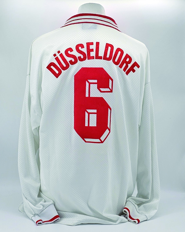 Saison 1993/94 3. Liga (Oberliga Nordrhein) F95Trikots Fortuna