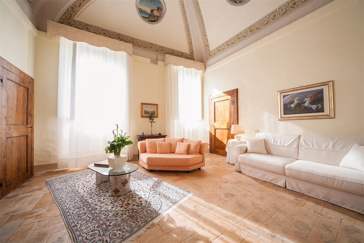 Noble Apartment Italy to Rent Holiday Rentals in Italy