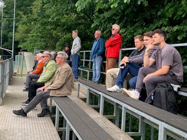 KIT ATSV Die ATSV Fans sind noch voller Hoffnung