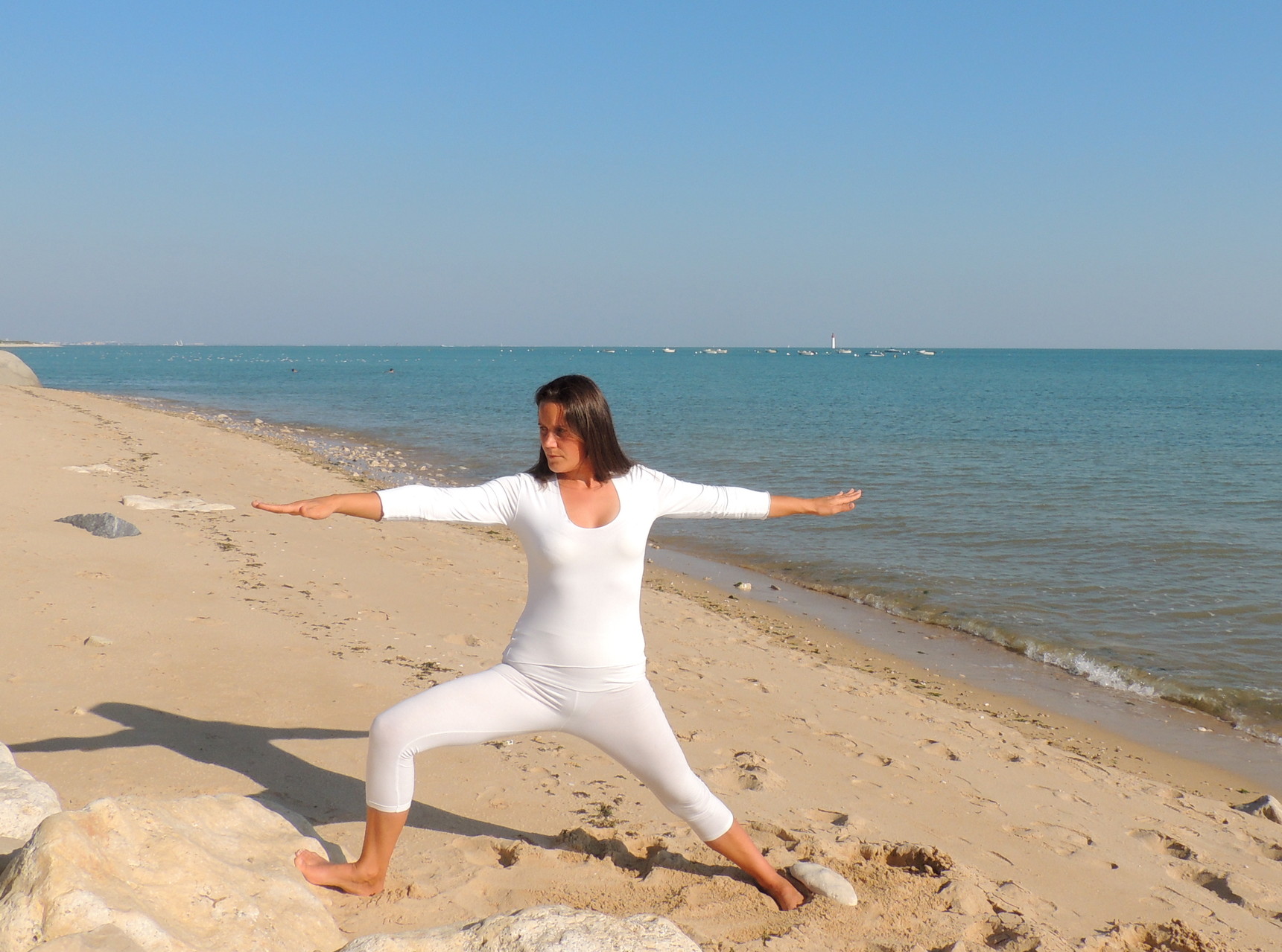le professeur cours de yoga La Rochelle Ile de ré