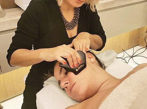 Corso Gua Sha Viso