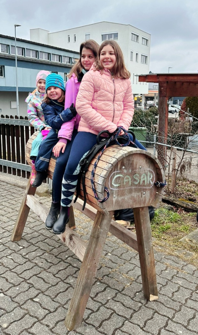 Klein und Groß zusammen 